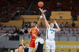 CBA总决赛-北京北汽96-103不敌浙江方兴渡 总分1-1图片