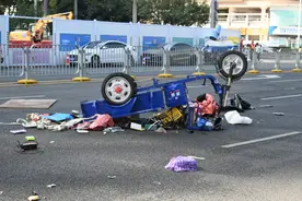 广东武警又救人了！营门附近突发车祸，三轮车主头部流血获救图片