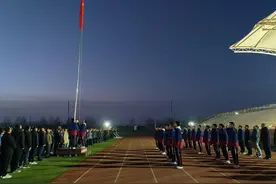逐梦前行启新程！惠民一中举行新学期第一次升旗仪式图片