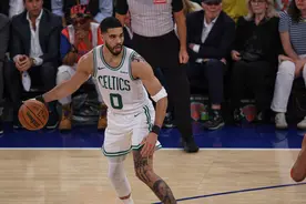 历史最大合同！塔图姆5年3.15亿的合同下赛季开始执行 起薪5413万图片