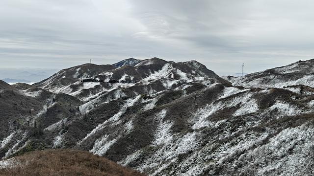 银装素裹  云海茫茫