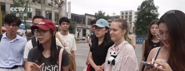 “到中国过春节”成为新风尚圈粉海外游客 拓宽文旅市场发展新空间