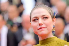 《罗塞塔》主演艾米莉·德奎恩病逝，终年43岁图片