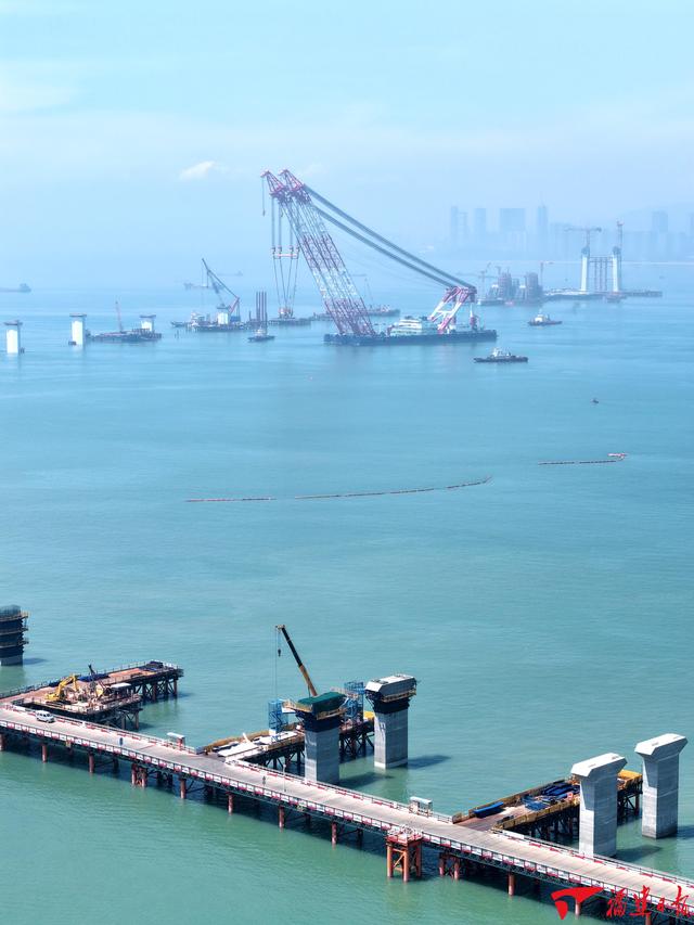 厦门：厦金大桥（厦门段）主塔锚碇施工高效推进