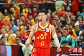 广厦男篮宝岛球员林秉圣：总冠军未夺不言庆功图片