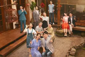 《时光正好》首播轻喜来袭，秦海璐保剑锋引发生活剧讨论热潮图片