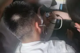 这位获央媒点赞的贵州籍退役军人，两次在列车上救人图片