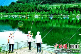 第十三届中国升钟湖国际钓鱼大赛将在南充南部举行图片
