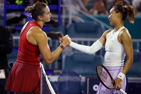 赛点丨虽未越“高山” 郑钦文已走出低谷图片