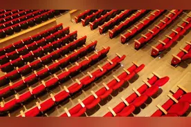 109个申报项目中选出14个！上海市优秀民营院团展演启动图片