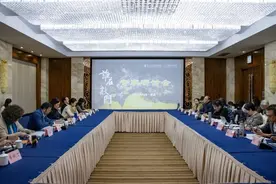 沉浸式破防！川渝话剧《谁在敲门》暴击观众DNA：从看戏到照镜子只需一部剧图片