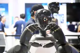 手机报·晚报丨高需求、难上岗，家用机器人啥时候能用上？特朗普称或在30天内决定TikTok未来图片