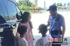 南京铁警暑运期间全力以赴护平安图片