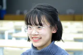 戚翰雯：热爱哲学思考的才女 | 第39届楚才写作大会特等奖专访十图片