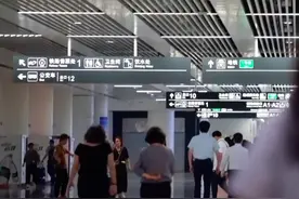 香港特区政府：港澳进境免税额提高新措施8月1日起适用于所有口岸图片