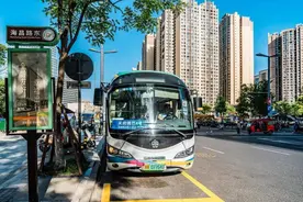解决非机动车扎堆占道 成都海昌路片区新增一条“微巴”图片