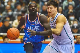 山东男篮放弃沙约克、吉伦沃特优先续约权，8月2日在烟台对阵美国探险者图片