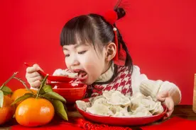 多地中小学公布寒假天数，明年元宵节基本可在家过图片