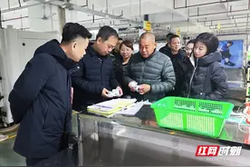 用心出温度！财鑫集团开展金融服务进园区活动首站走进武陵区、桃源县、常德经开区图片