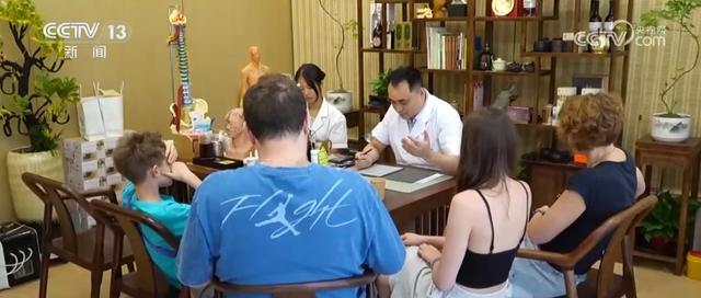 海南自贸港政策红利持续显效 入境游市场火热特色文化体验受欢迎