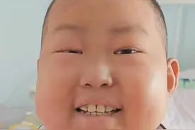 “请恢复健康永不复发！”乐观的白血病男孩病情稳定回老家了图片