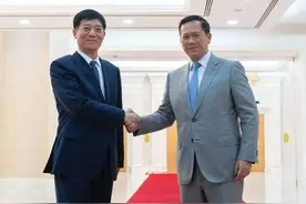 公安部部长助理刘忠义拜会柬埔寨首相，就加强打击电诈合作等交换意见图片