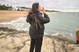 “00后”视障女孩从宁波来厦门旅游 无数陌生人的守护让她倍感温暖图片