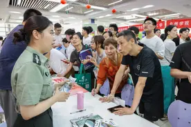 考编“专用校”分数远超985，选名校不如选就业？图片