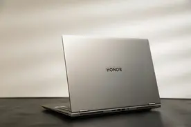 荣耀MagicBook Pro 16 2025评测：轻薄与性能大和解？荣耀再造全新轻薄静音游戏本图片