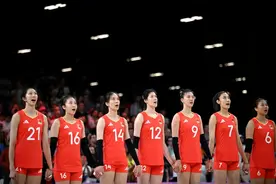 我们赢了！中国女排结束在奥运会上对阵美国女排的4连败图片