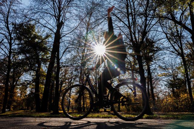 （外代一线）秋日欧洲