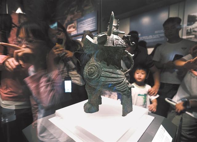 光影绘假日 文旅显活力