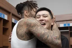 （体育）篮球——CBA总决赛：辽宁本钢夺冠(4)图片