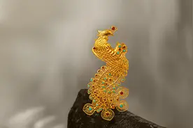 金饰市场正不景气，老铺黄金正式上市港股挑战不小图片