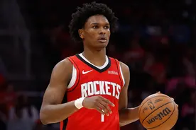 火箭队记：明日客战热火 阿门-汤普森有望时隔六场迎来复出图片