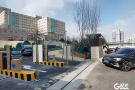 3000余个泊位实现“停车自由”！青岛这两处停车场实现地下连通图片