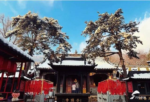 组图丨雪落泰山普照寺 古院美成冬日壁纸