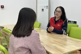 2024未完待续丨“梅姨案”志愿者燕子姐：所有寻亲帖都下架，是我最大的期盼图片