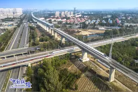 北京大兴国际机场首次经高铁连通京津冀图片