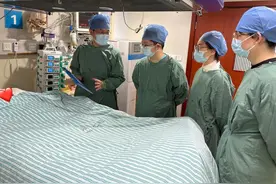 感动全网的“烧伤妈妈”，病情趋于稳定！医生回应“钢丝球清创”图片