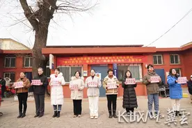 唐山开平：逛新春文化集市 享邻里美好时光图片