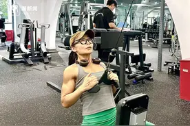 中国潮人丨“姐的人生是旷野！”上海阿姨健身赛夺冠，又瞄上了攀岩和登山图片