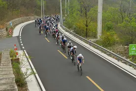 第二届“骑行北京·百里环廊”公路自行车赛开赛 打造“文旅农商体”融合样本图片