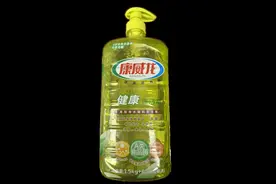 有品牌菌落总数超标18倍！江苏省消保委测评40款手洗餐具用洗涤剂图片