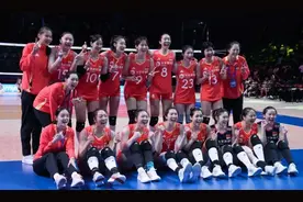 赖亚文评世联赛北京站：年轻的中国女排经受住考验，达到参赛预期图片