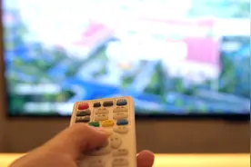 27岁霸总爱上45岁保洁阿姨？爆火短剧疑被下架，多个情节遭质疑图片