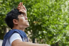 气温冲上38℃！若中暑了，也得分“阴阳”，应对方法不相同图片