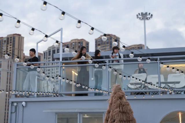 暮色为幕，海风作陪，来丰泽慢品滨海时光~