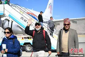 拉萨往返加德满都国际客运航班恢复图片