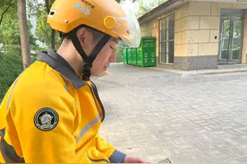 骑手与保安冲突：平台应履行公共义务，介入协商路线丨 见识图片